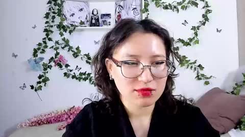 liasama online show from December 22, 2024, 3:00 am