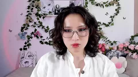 liasama online show from December 25, 2024, 1:42 am