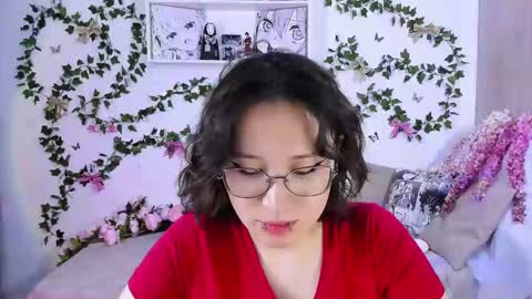 liasama online show from December 31, 2024, 4:38 am