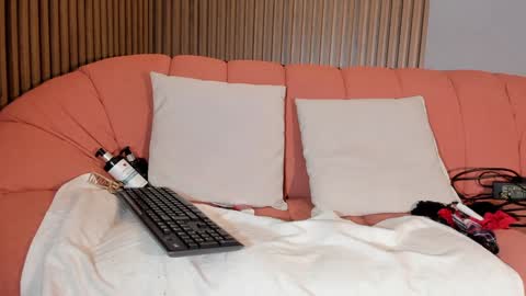 Eilin online show from December 11, 2024, 12:23 pm