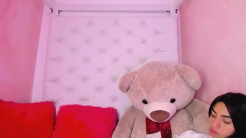 eimy online show from February 27, 2026, 1:22 pm