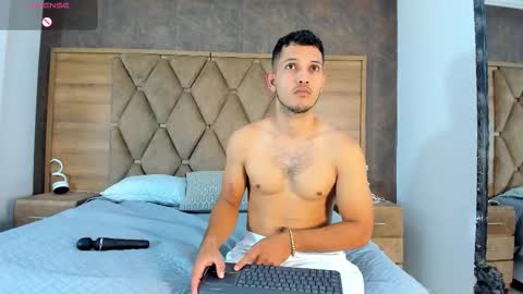 YG COUPLE online show from September 26, 2025, 8:35 pm