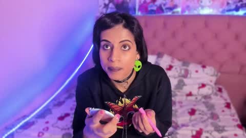 Eimyflorian online show from January 9, 2026, 11:46 am