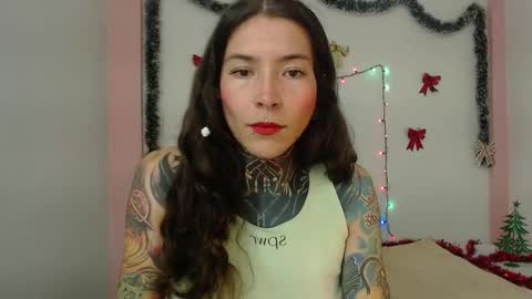 Carla online show from December 4, 2024, 4:27 pm