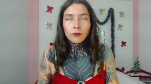 Carla online show from December 6, 2024, 9:13 pm
