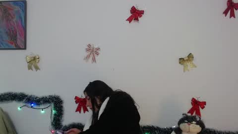 Carla online show from December 23, 2024, 10:12 pm
