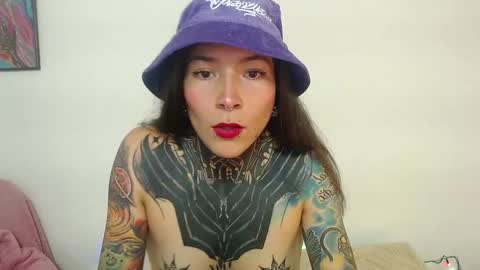 Carla online show from January 8, 2025, 6:52 pm