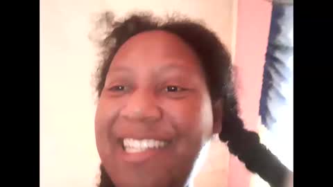 Eirondra Valeen online show from November 29, 2025, 10:29 am