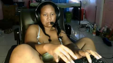 Eirondra Valeen online show from February 5, 2026, 3:11 am