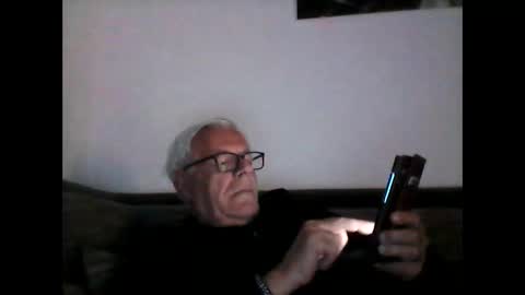 eisbaer1957 online show from May 2, 2026, 6:35 pm