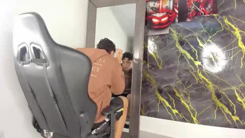 Snapshot of eithan__boy chatting on February 27, 2026, 12:05 pm Eithan online show from February 27, 2026, 12:05 pm