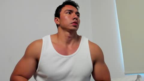 EITHAN CONOR online show from April 21, 2026, 12:11 pm