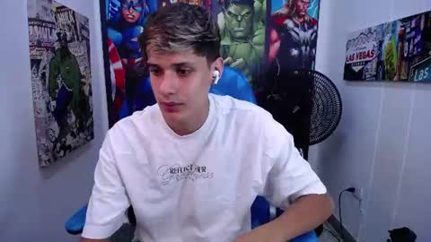 Snapshot of el_flaquito_1 chatting on June 27, 2026, 4:17 am J A K E online show from June 27, 2026, 4:17 am