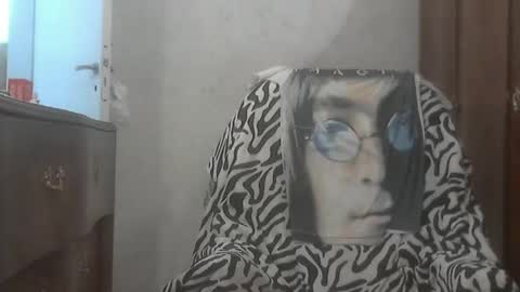 el_principe_veryhot online show from March 6, 2025, 7:03 am