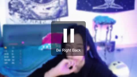 Ela  Help me reach 100 thumbs up online show from January 29, 2025, 5:45 pm