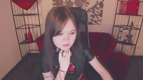 Your sweet girl online show from April 7, 2026, 7:47 pm