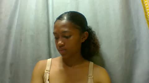 elaliealdy online show from September 10, 2025, 9:53 am