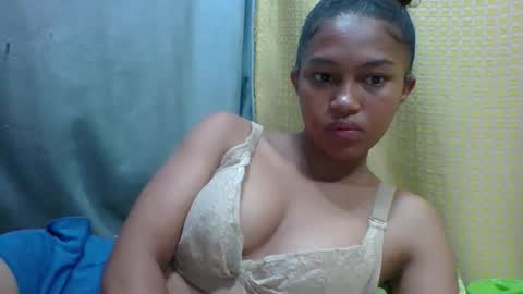 elaliealdy online show from March 1, 2026, 5:42 am