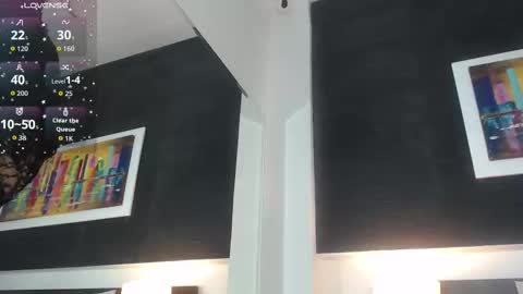 elamorris online show from November 1, 2025, 4:03 am