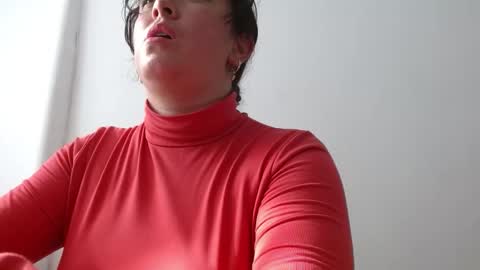 Snapshot of elamurray02 chatting on March 2, 2026, 1:07 pm elammurray online show from March 2, 2026, 1:07 pm