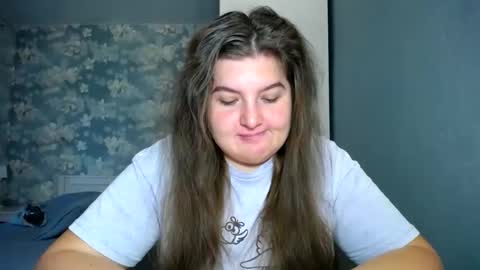 Snapshot of elanis_blair chatting on November 12, 2025, 11:21 am Elanis online show from November 12, 2025, 11:21 am