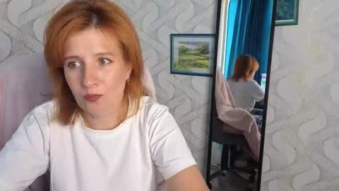 Elanna online show from September 8, 2025, 3:22 pm