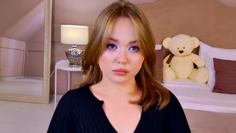 elaravance online show from May 11, 2026, 11:27 am