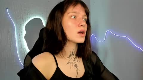 elastikiss online show from March 28, 2026, 3:06 am