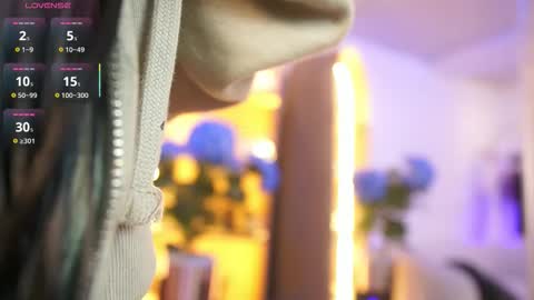 Elasummeer online show from December 1, 2025, 11:48 am