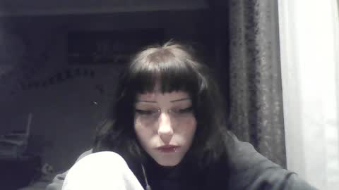 Snapshot of elaynetanton chatting on May 1, 2026, 5:17 pm Lia online show from May 1, 2026, 5:17 pm