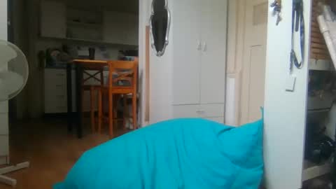 daniel18cmx online show from October 22, 2025, 1:39 am