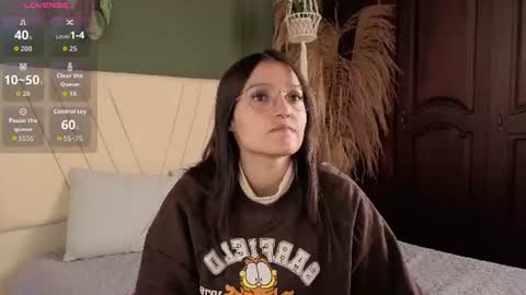 Snapshot of elecktra_sweet chatting on July 1, 2026, 6:40 pm Elecktra online show from July 1, 2026, 6:40 pm