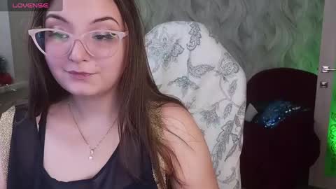 Snapshot of elegant_audacity chatting on December 24, 2024, 7:17 am Rachel online show from December 24, 2024, 7:17 am