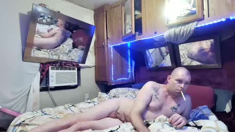 Snapshot of elegantdeviance69 chatting on February 16, 2025, 1:58 am ElegantDeviance69 online show from February 16, 2025, 1:58 am