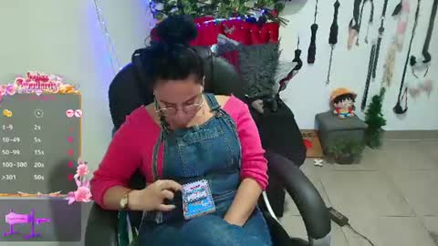 Snapshot of elektra_32 chatting on June 23, 2026, 12:41 am elektra online show from June 23, 2026, 12:41 am