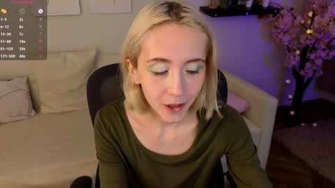 Elen  online show from May 13, 2026, 5:49 am