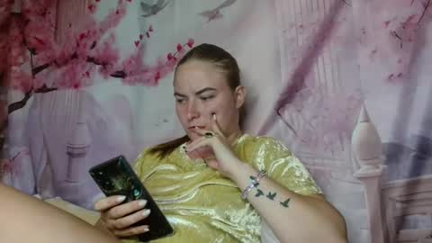 Elena online show from September 19, 2025, 1:45 pm