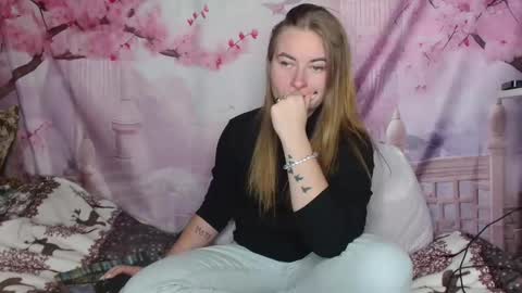 Elena online show from October 4, 2025, 12:58 pm