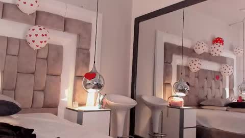 Snapshot of elena_watsonn chatting on February 14, 2026, 8:16 pm Elena Watsonn online show from February 14, 2026, 8:16 pm