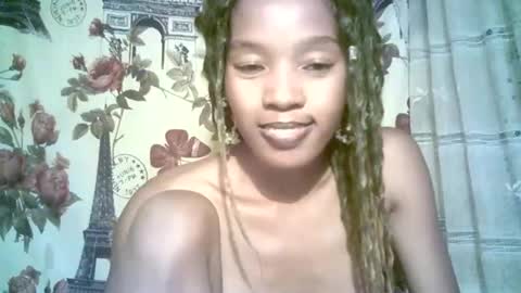 elenah013 online show from December 15, 2024, 5:45 am