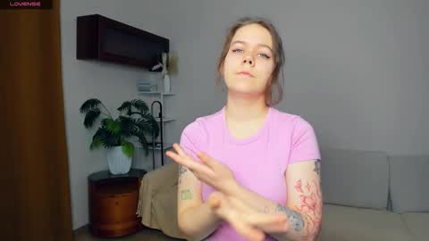 Margo online show from October 21, 2025, 7:09 am