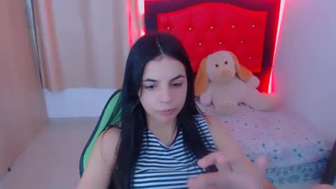 agnes online show from December 5, 2024, 5:39 pm