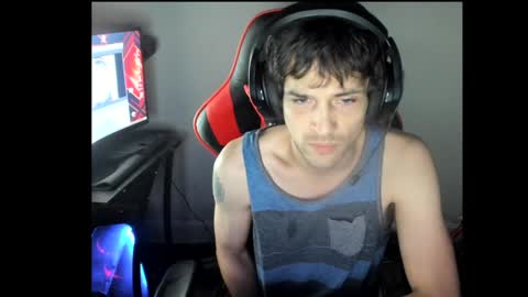 Snapshot of elephantrunkman chatting on January 1, 2025, 10:35 pm elephantrunkman online show from January 1, 2025, 10:35 pm