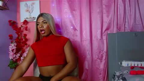 eletrabrowns online show from January 29, 2025, 11:35 pm