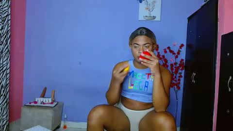 eletrabrowns online show from September 18, 2025, 3:30 am