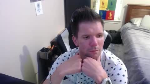 Walker online show from September 20, 2025, 5:14 pm