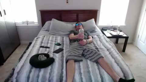 Walker online show from October 3, 2025, 7:11 pm