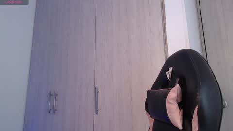 Millie bobby online show from January 31, 2025, 11:35 am