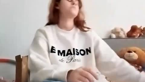 Sophie online show from January 15, 2026, 12:10 pm