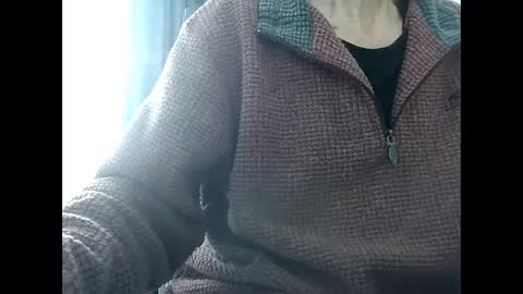 elfyonee online show from December 19, 2024, 10:02 am